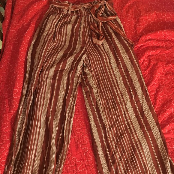 ILLA ILLA Pants - Maroon and white flowy pants